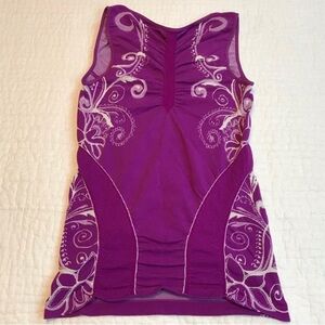 Athleta Ruched Sides Athletic tank size M